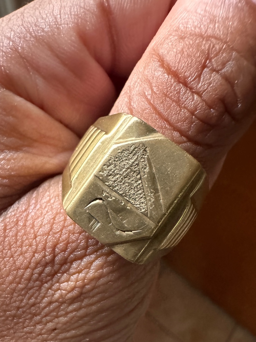 Gold-Tone Men’s Signet Ring with Geometric Crest